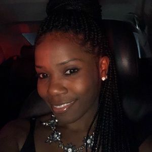 Meet your Posher, Candyce